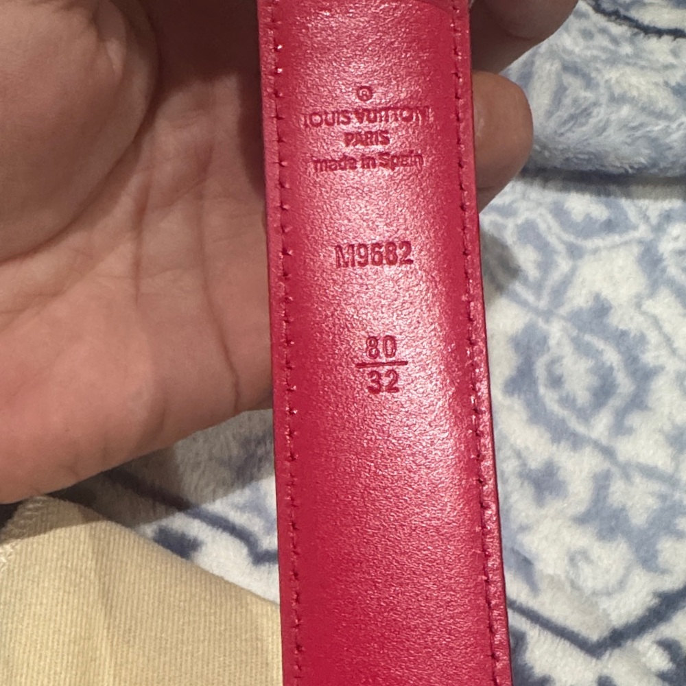 Louis Vuitton Murakami Women's or Men’s Belt. 80/32 in like new condition! - Picture 4 of 6
